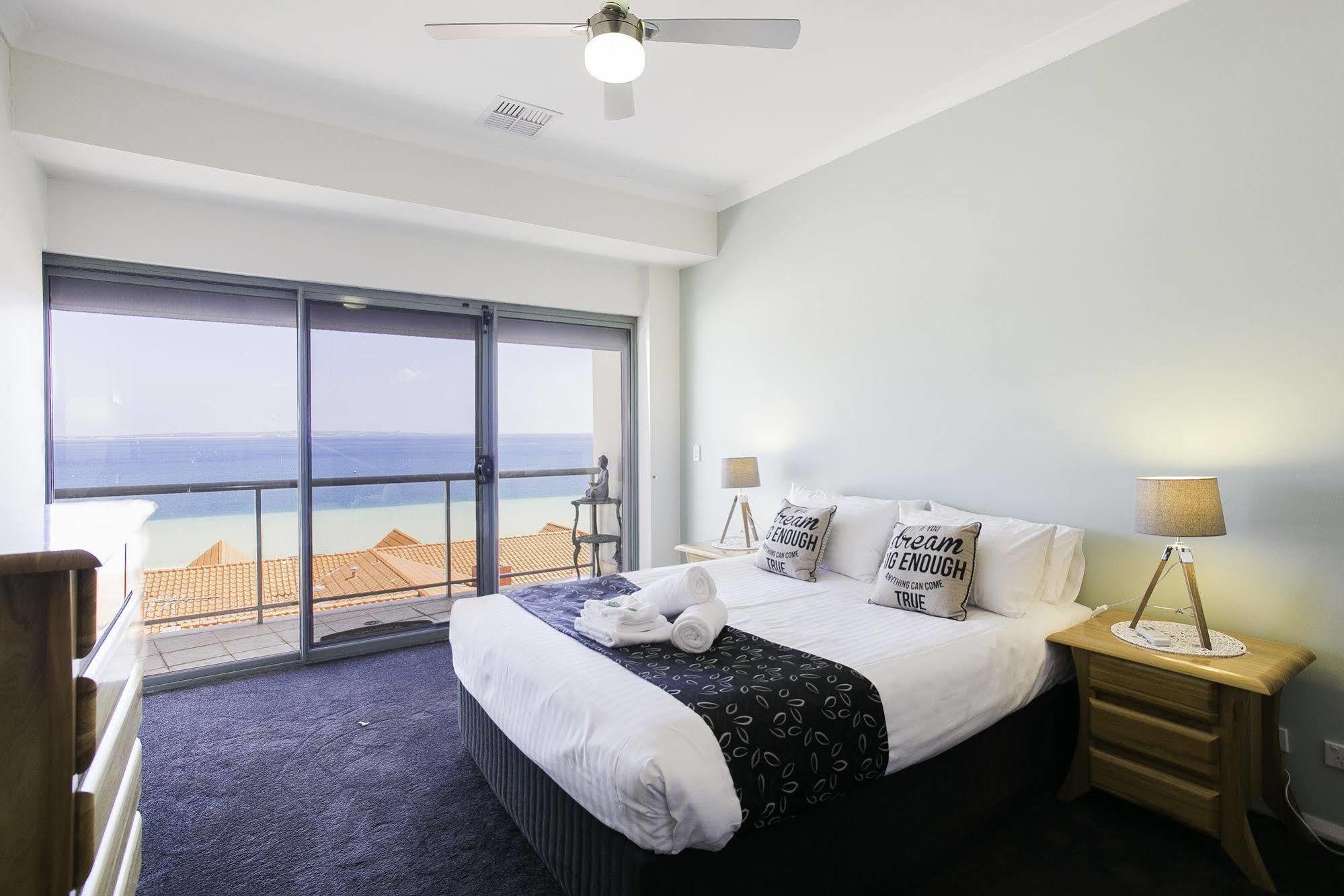 Boardwalk By Rockingham Apartments المظهر الخارجي الصورة