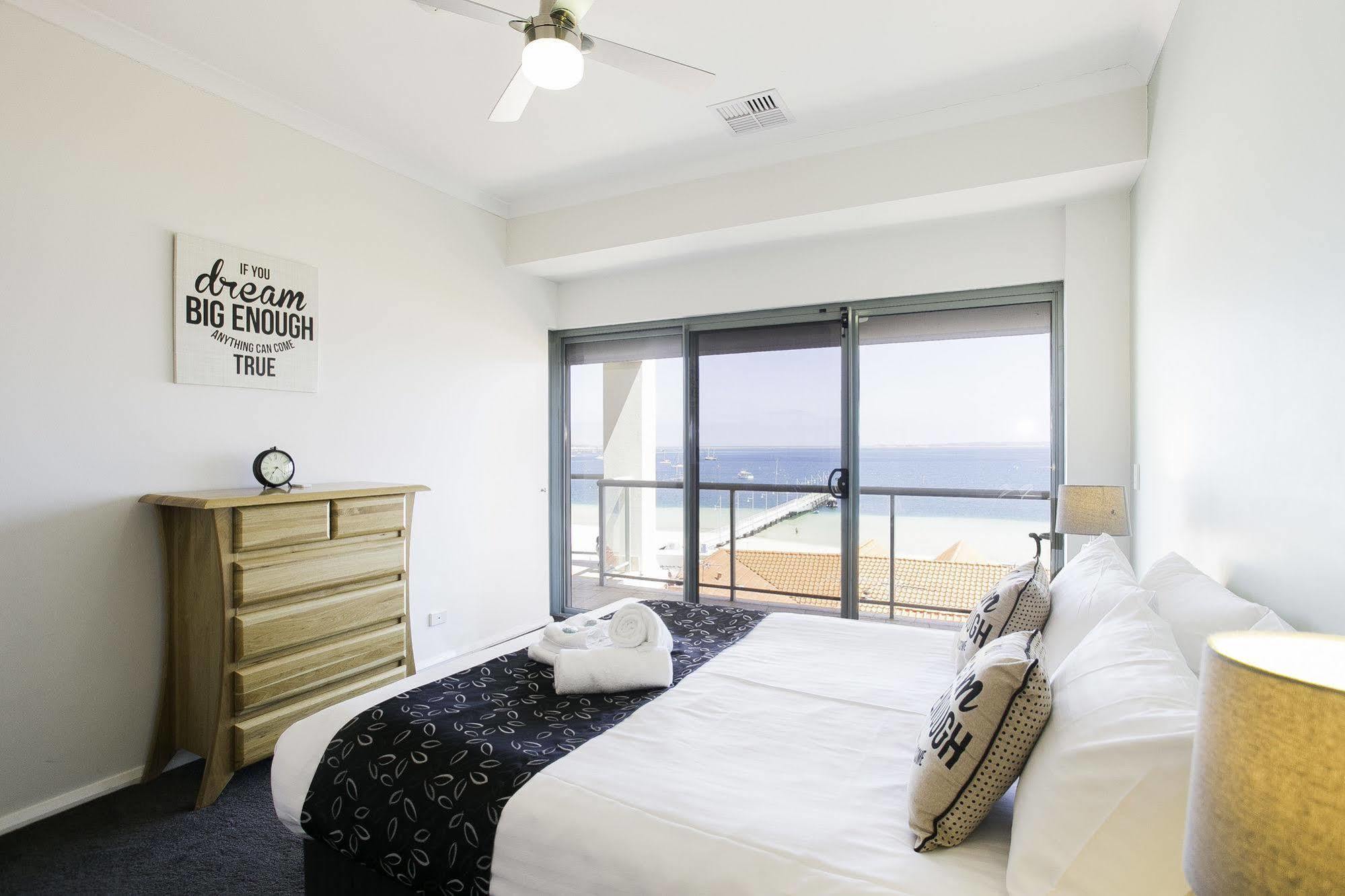 Boardwalk By Rockingham Apartments المظهر الخارجي الصورة